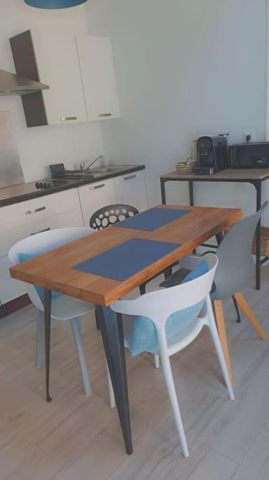Charmante Petite Maison A 2 Pas De La Mer Maison 6 بينيك المظهر الخارجي الصورة